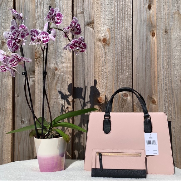 *Hot Pick* NWT Kate Spade Laurel Way Set - Picture 2 of 7